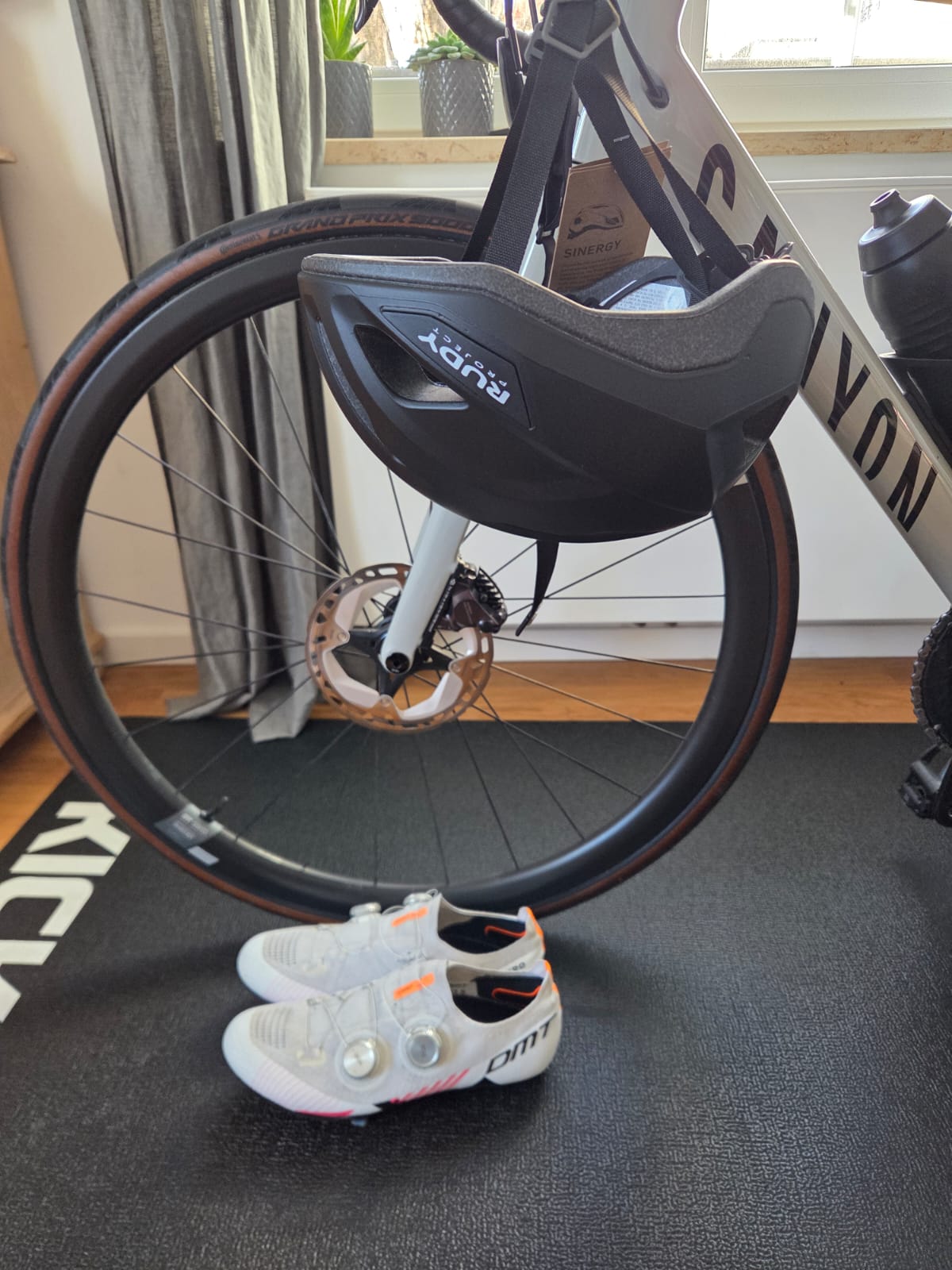 Der OUTSIDEstories-Test: RUDY PROJECT Sinergy - Fahrradhelm