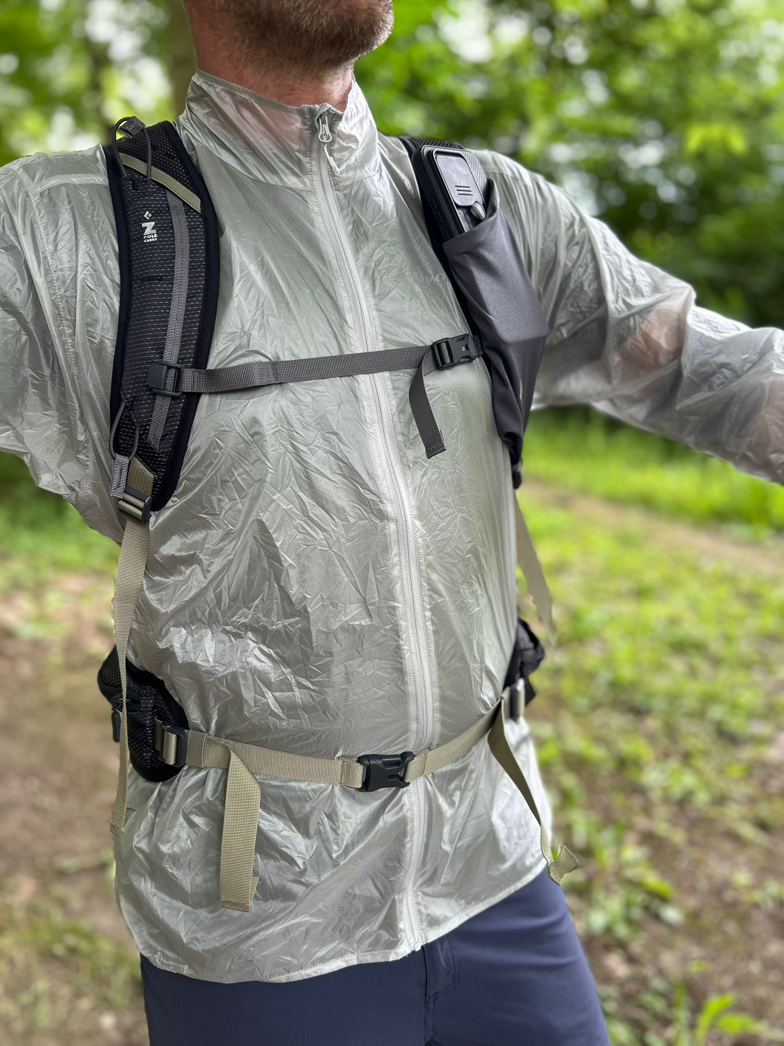 Der kompetente OUTSIDEstories-Test: DMontane Featherlite Nano Windproof Jacket