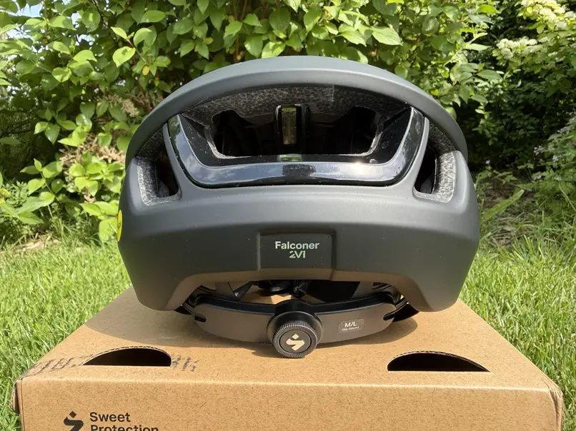 Der kompetente OUTSIDEstories-Test: SWEET PROTECTION Falconer Aero 2Vi Mips - RoadBike Helm