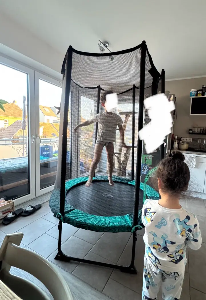 DOMYOS Trampolin Indoor mit Sicherheitsnetz