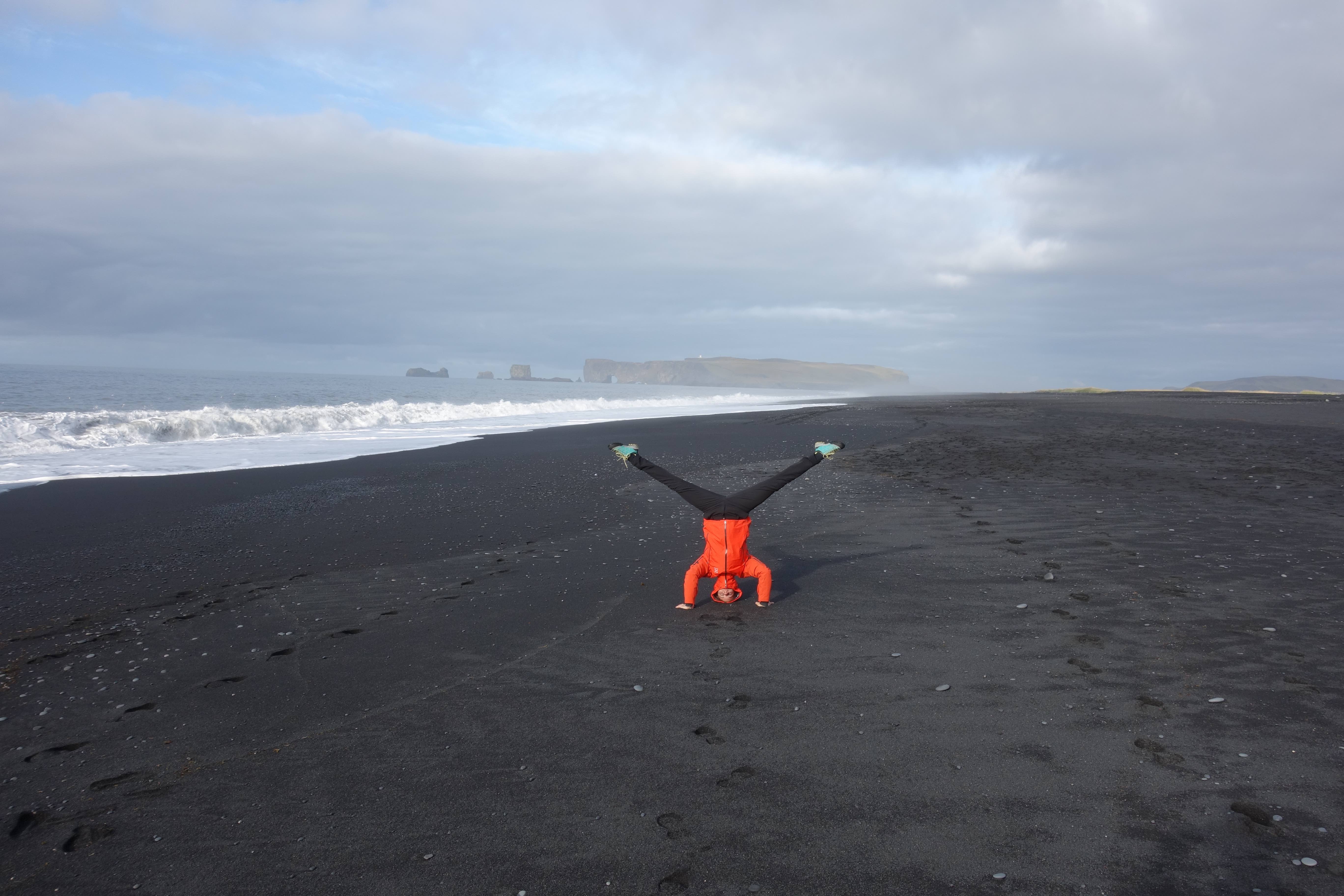 Noch ein Foto aus Island mit den Zen Lite am schwarzen Strand