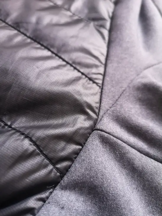 KAPUZENJACKE PRIMALOFT® HYBRID