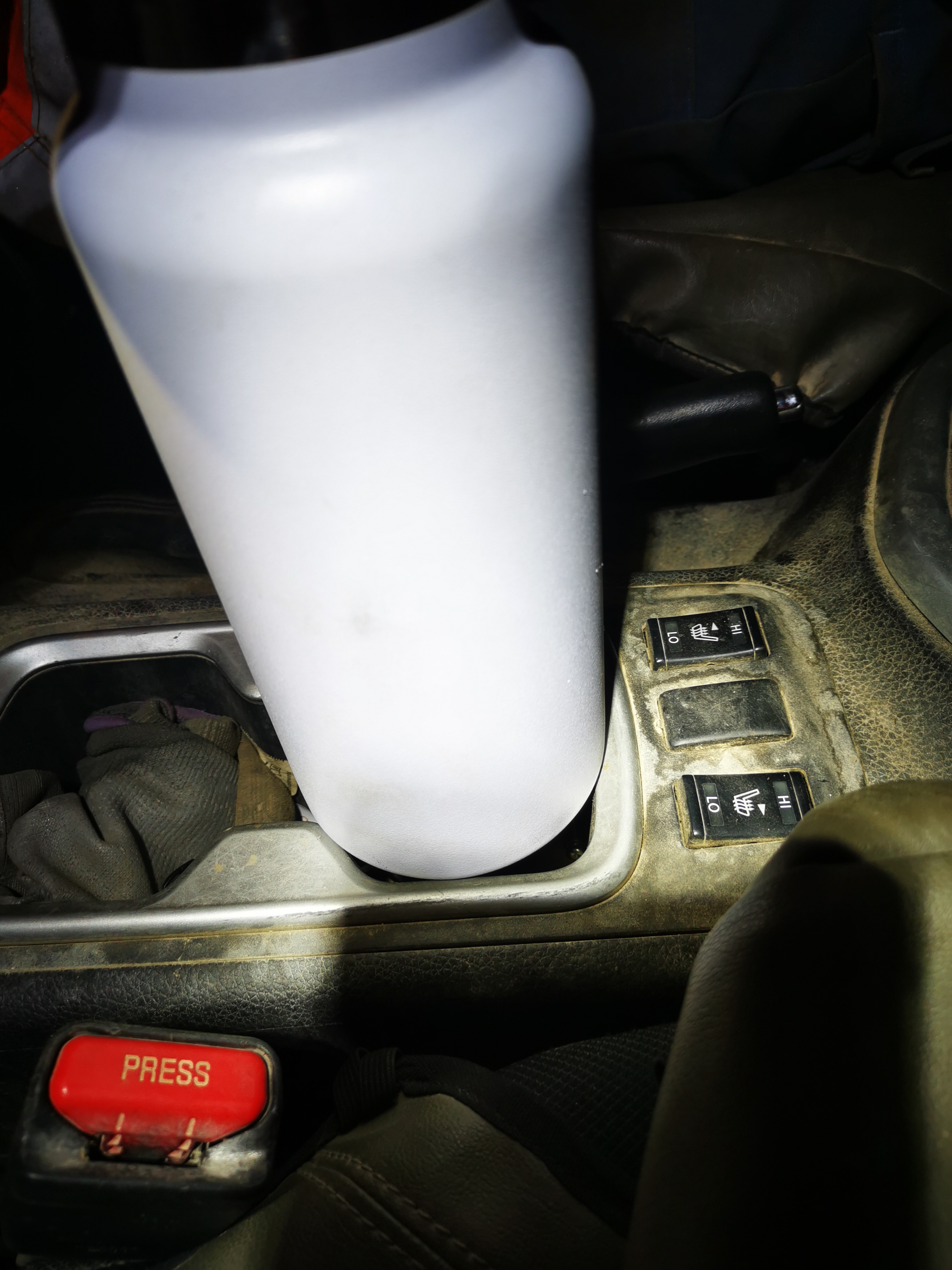 Getränkehalter Nissan 