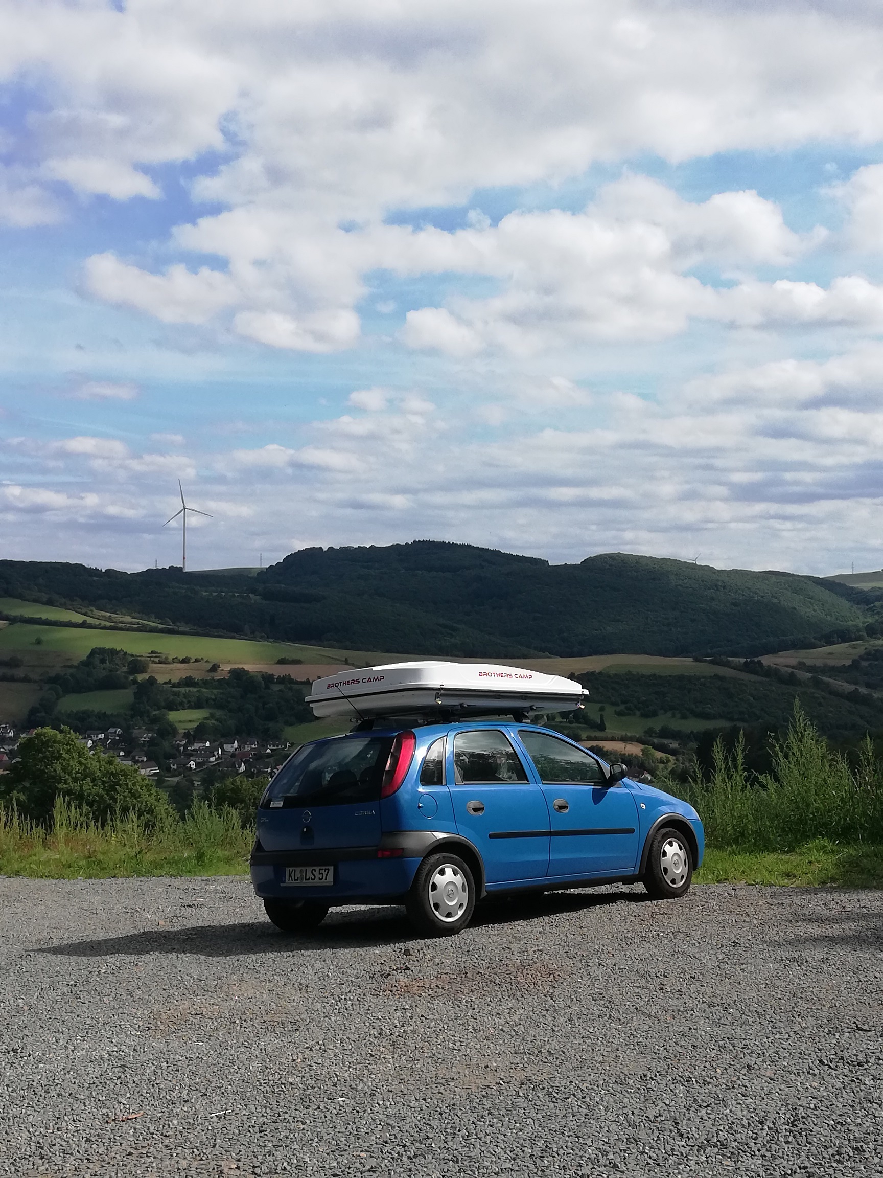 Corsa und Dachzelt