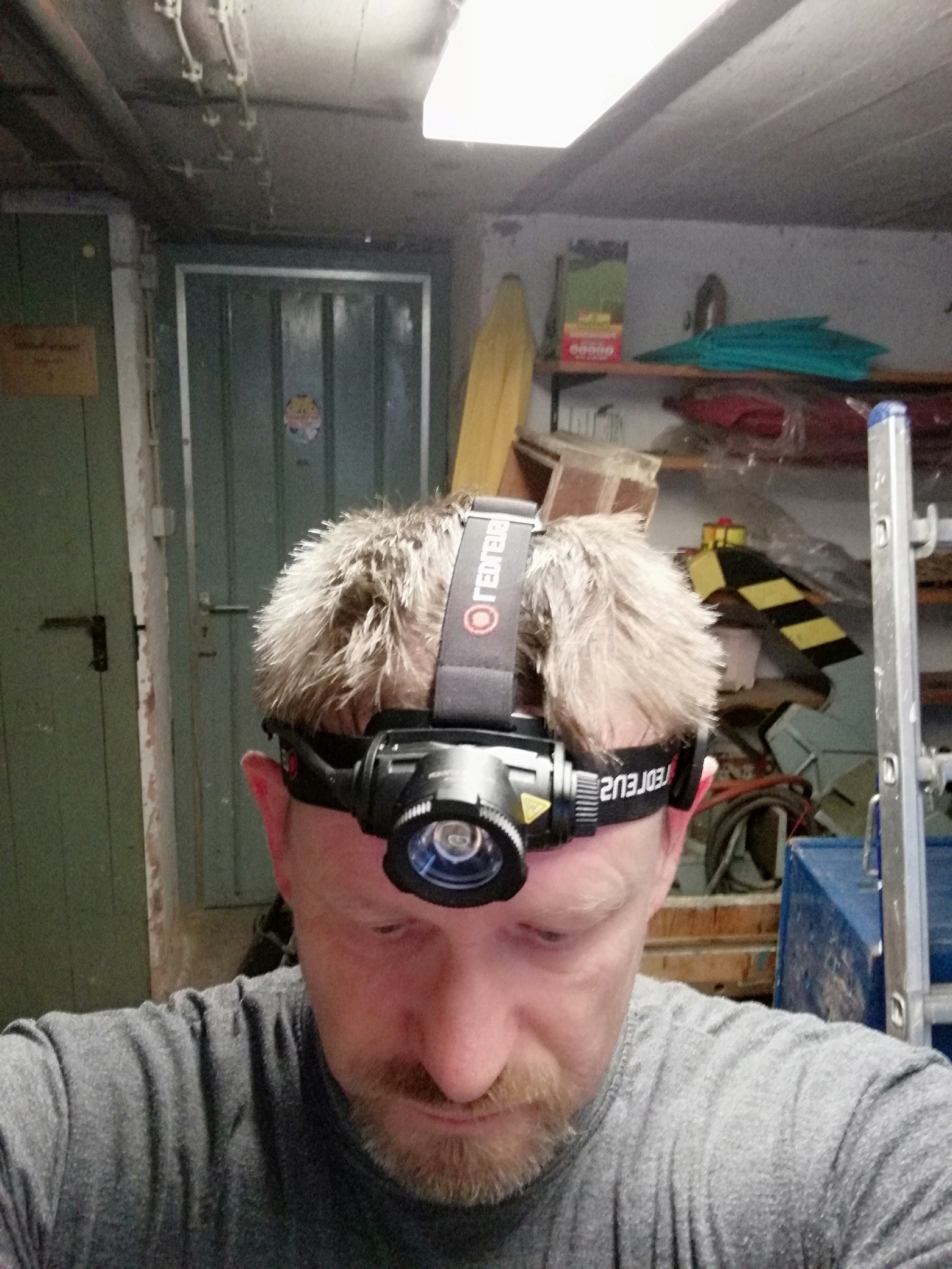 Stirnband