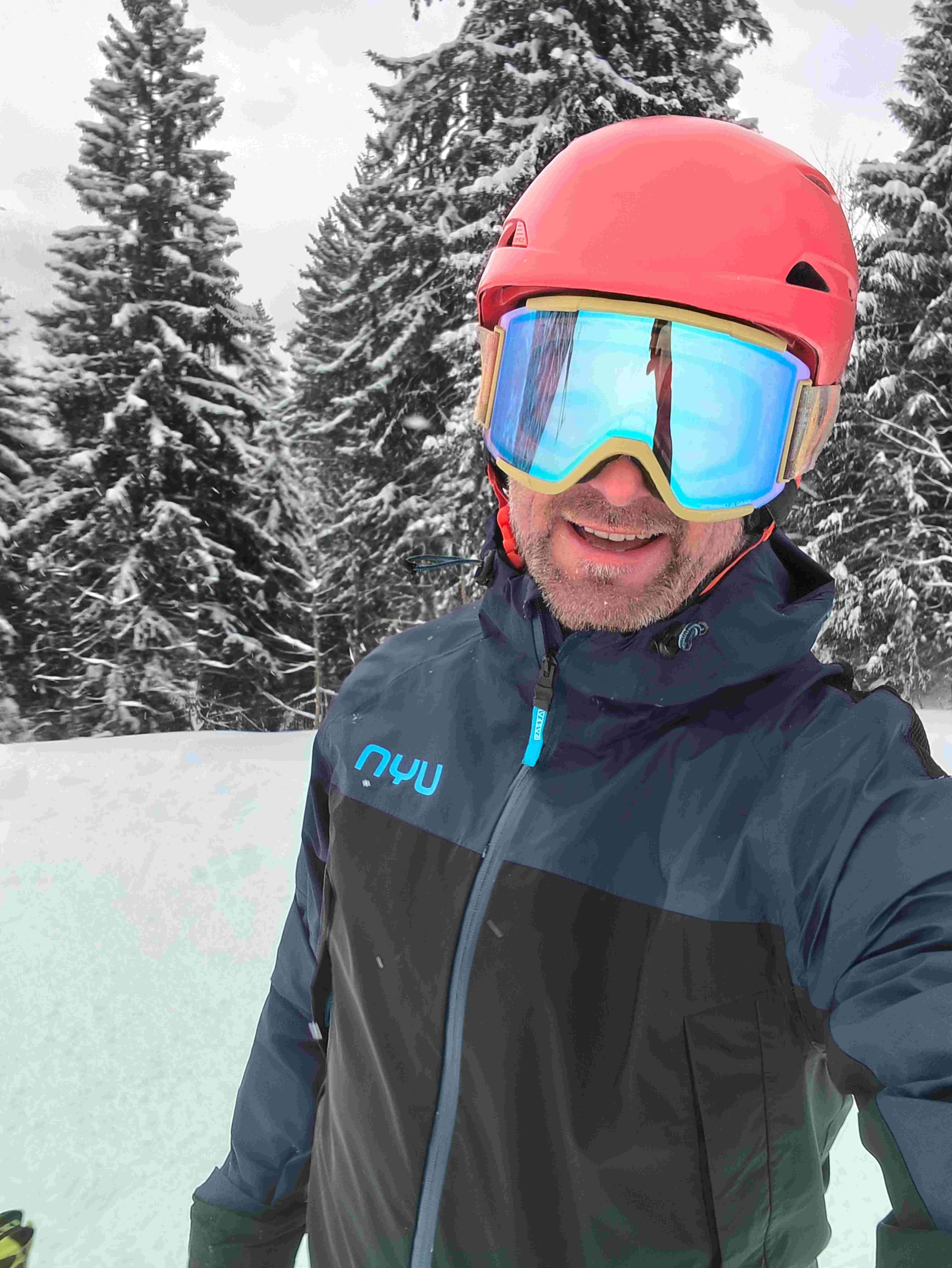 Der OUTSIDEstories-Test: UYN Impervious - Skitourenjacke, Herren 