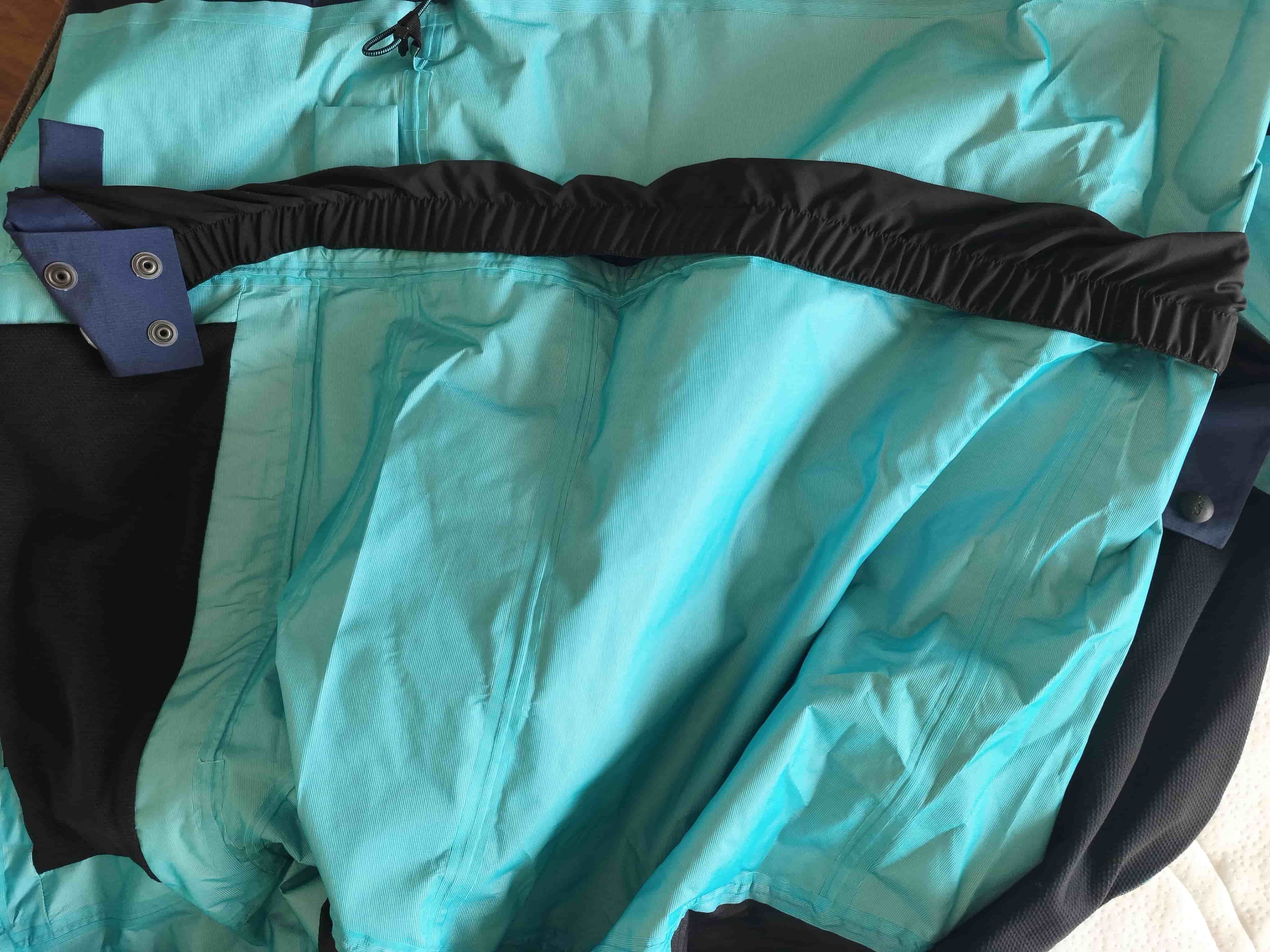 Der OUTSIDEstories-Test: UYN Impervious - Skitourenjacke, Herren 