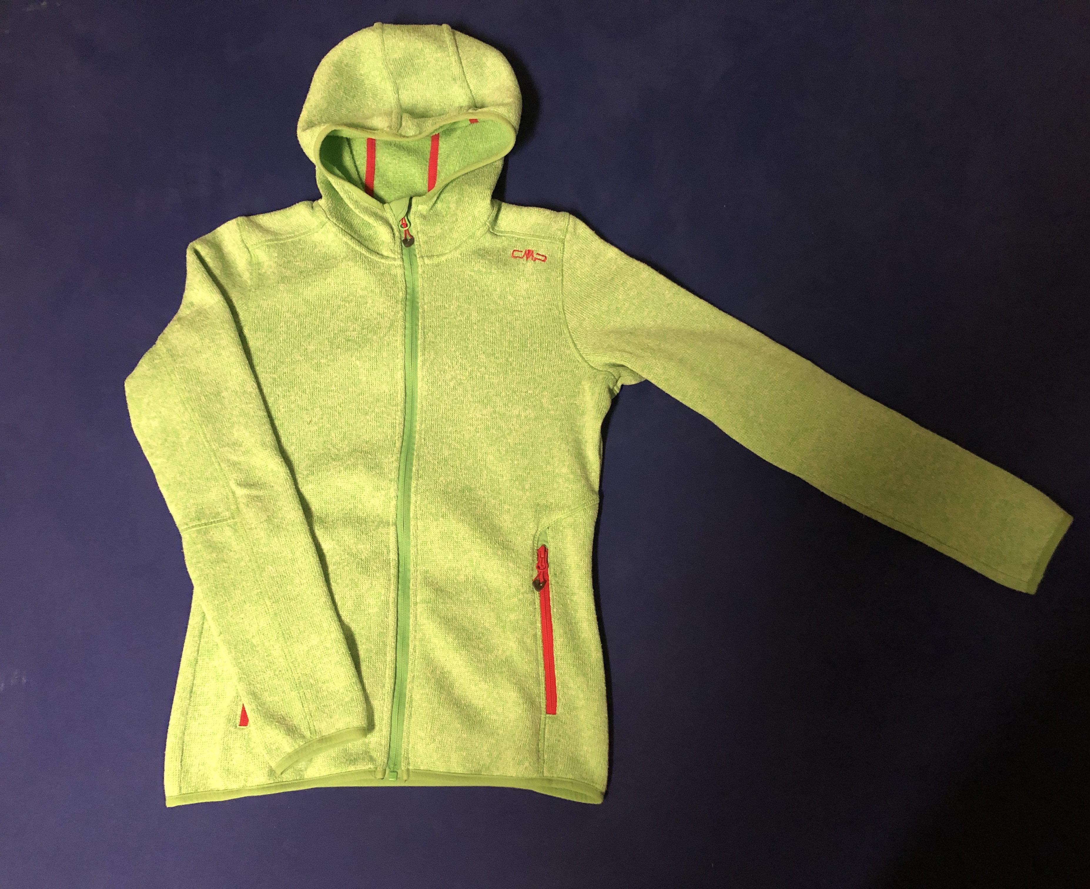 Die Jacke von vorne