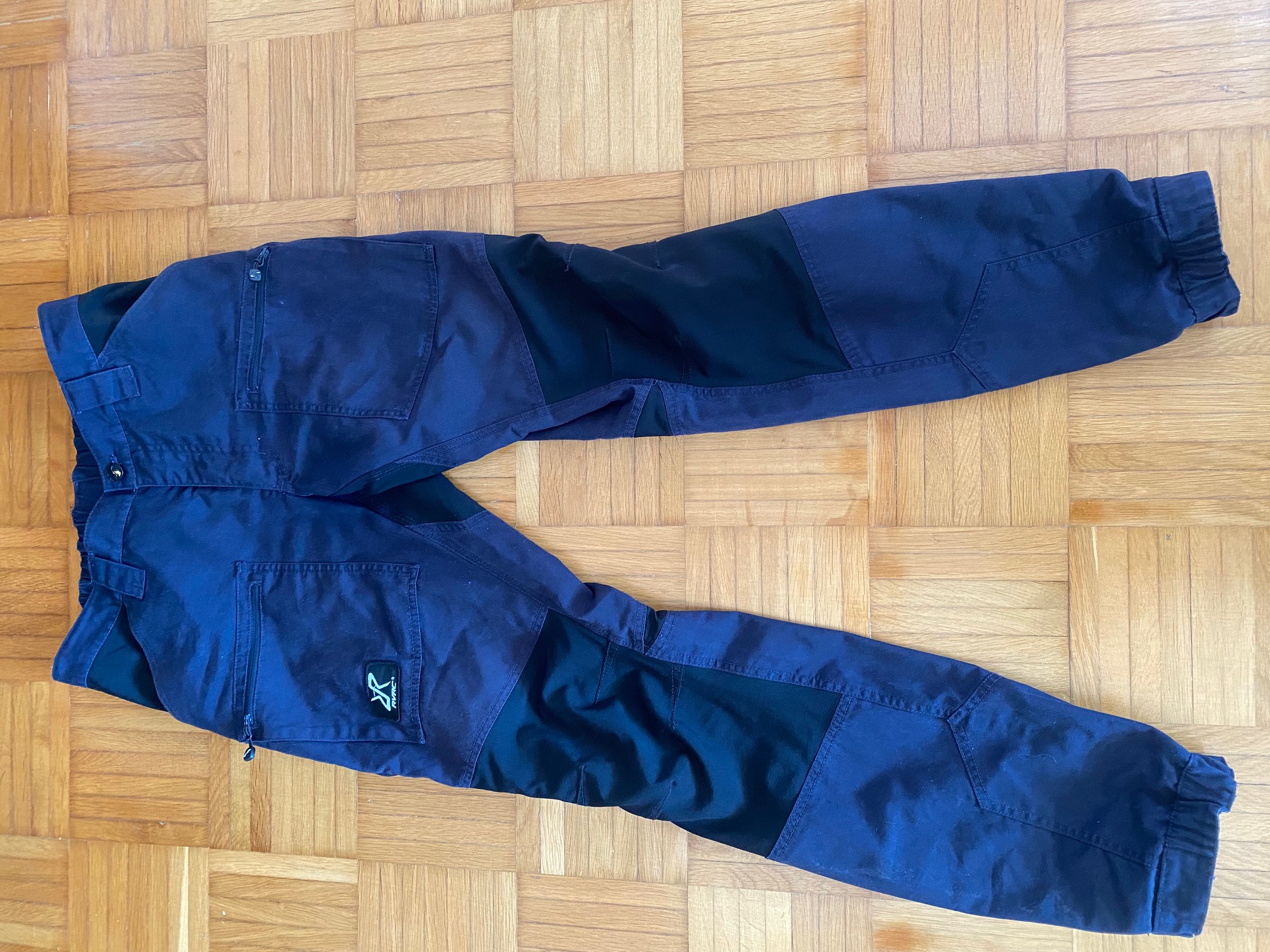 Hose Vollansicht frontal