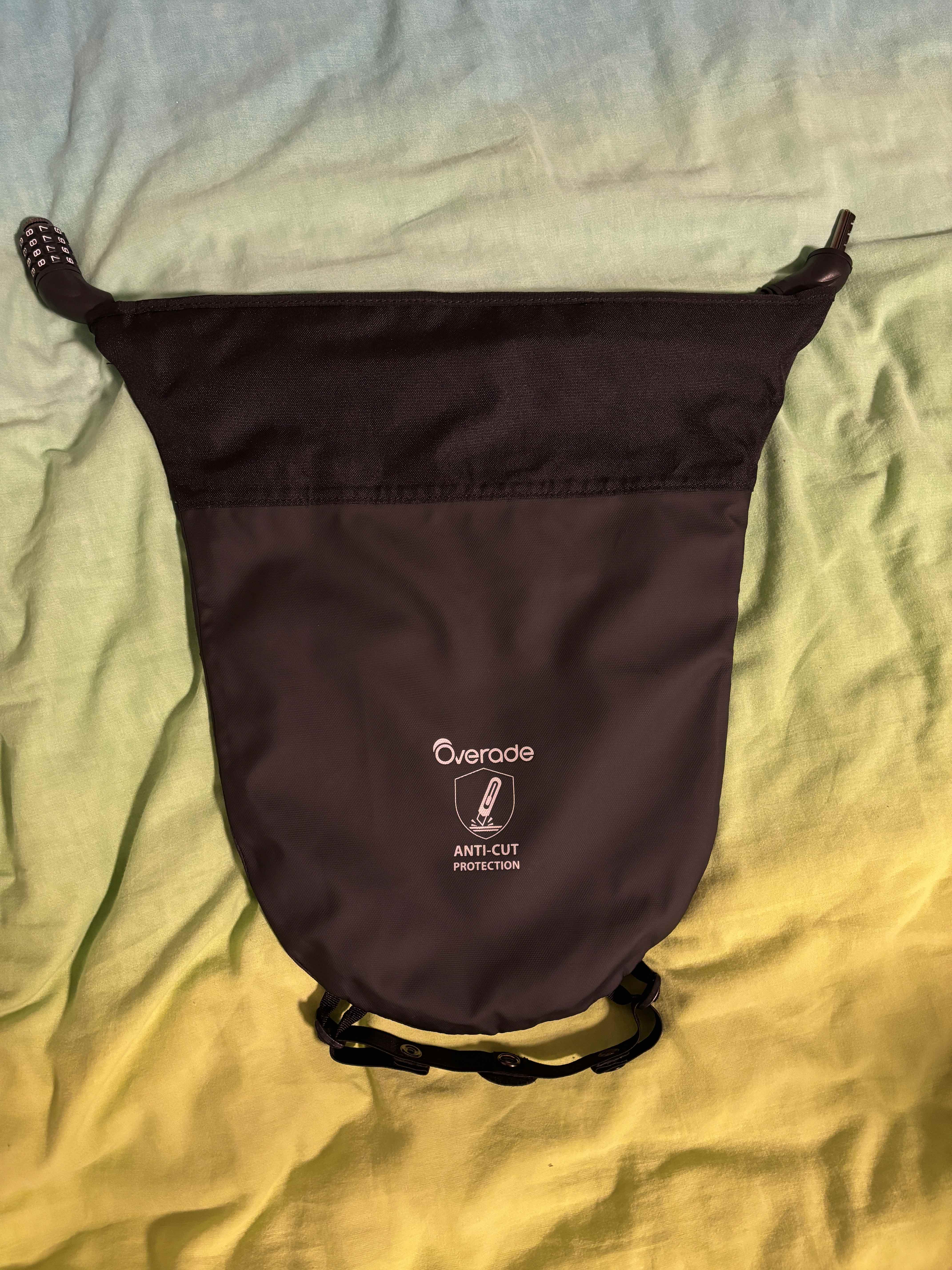 Die nicht aufgerollte Tasche
