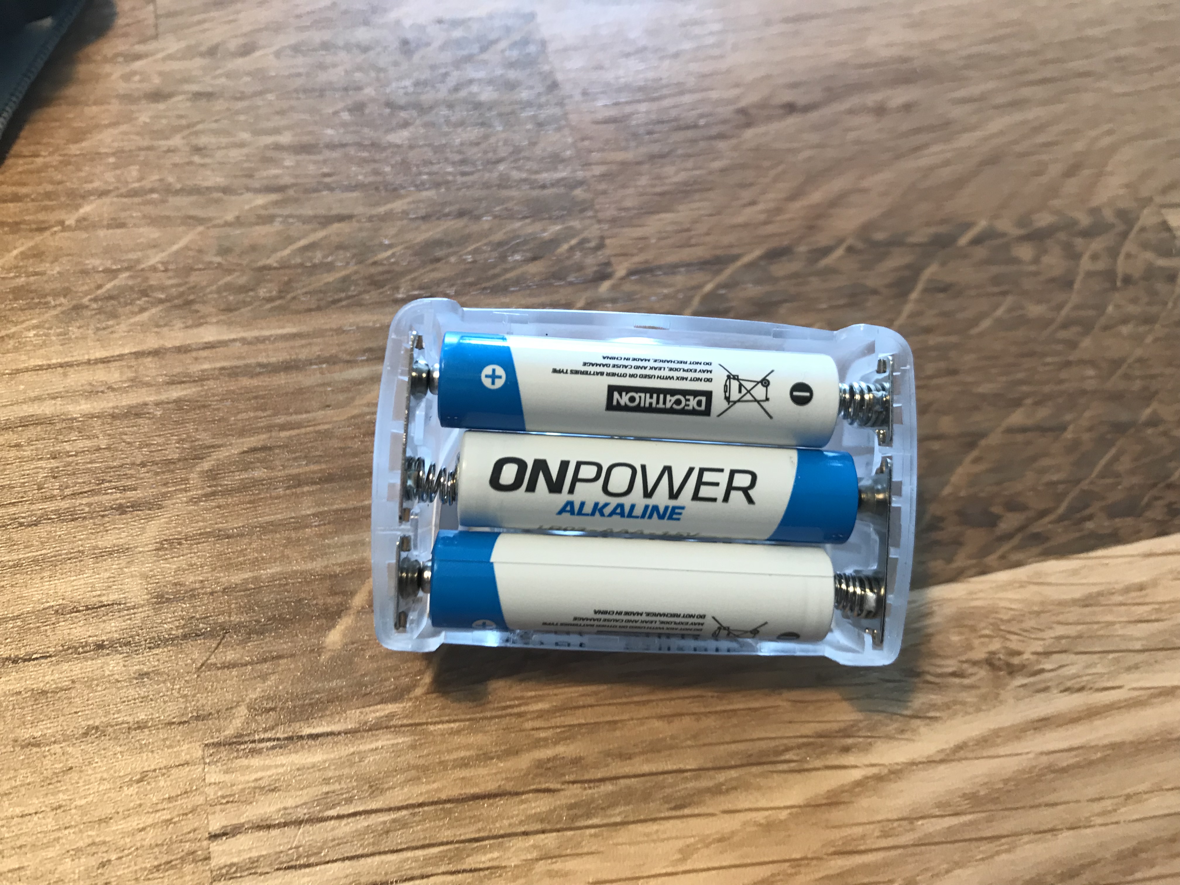 Batteriefach der Kopflampe.