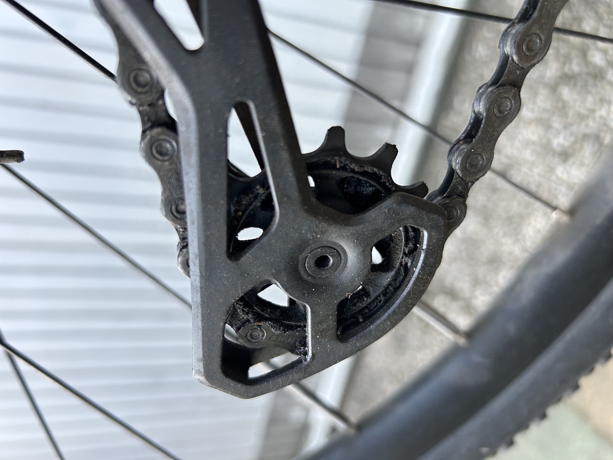 Der kompetente OUTSIDEstories-Test: TUNAP SPORTS Drive Cleaner - Antriebsreiniger Spray mit Dosierpinsel 