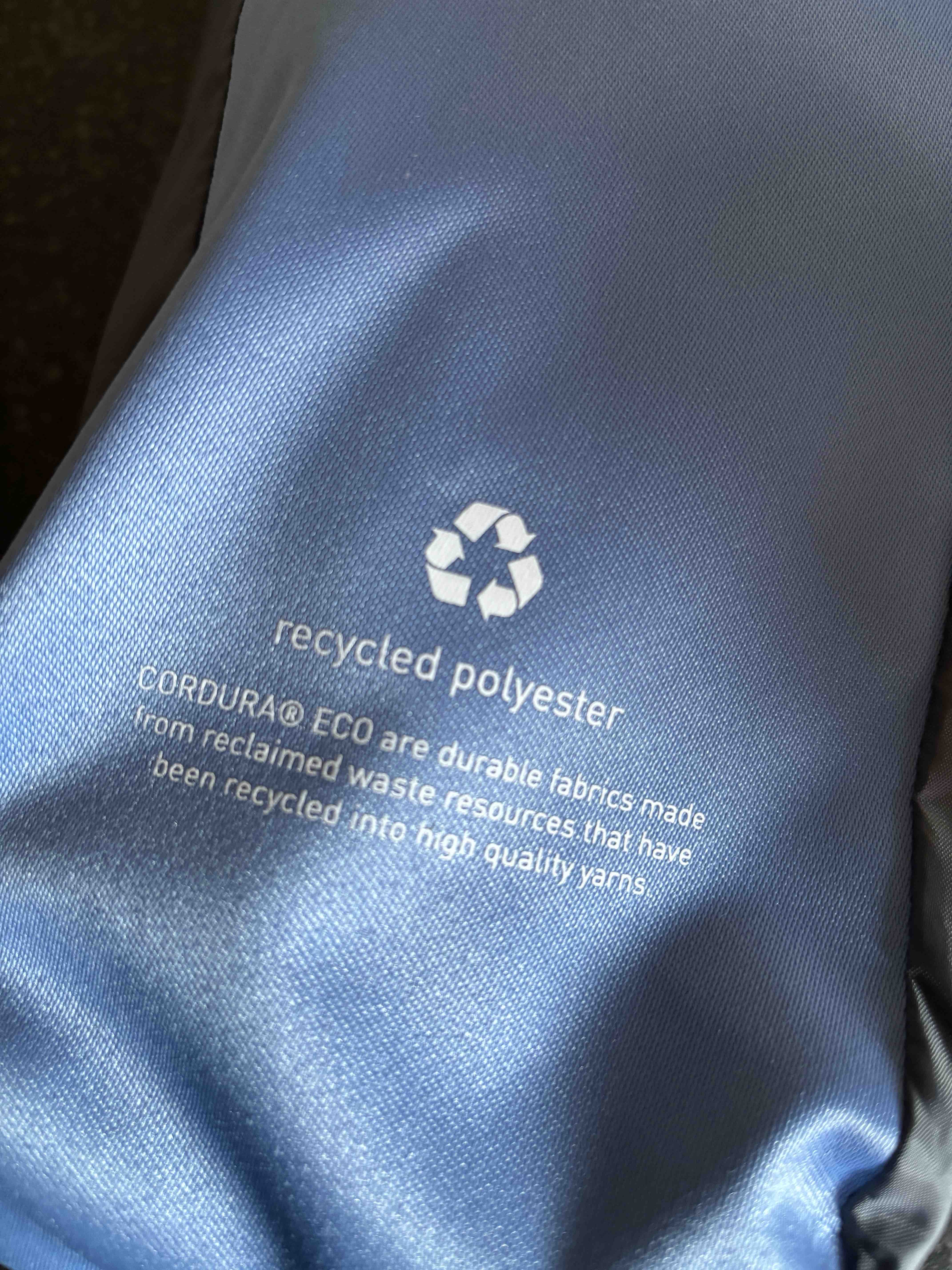 Materialangabe auf dem Packsack