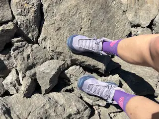 Der kompetente OUTSIDEstories-Test: ARC´TERYX Kopec Mid GTX - Wander- und Trekkingschuh, Damen – Überzeugender Mid Cut Sch...