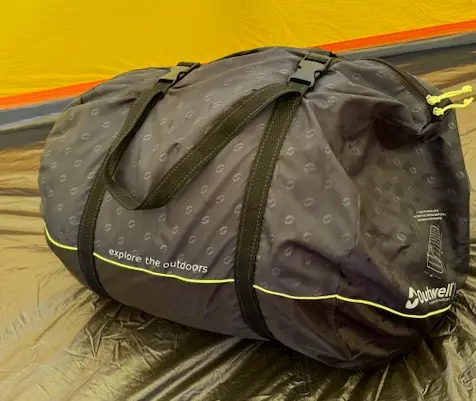 Der OUTSIDEstories-Test: OUTWELL Constellation Lux Green - Schlafsack