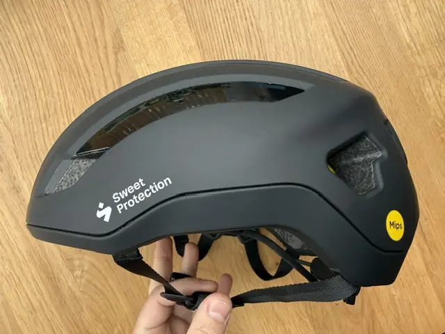 Der OUTSIDEstories-Test: SWEET PROTECTION Outrider Mips Helmet - Rennrad- und Gravelbike-Helm