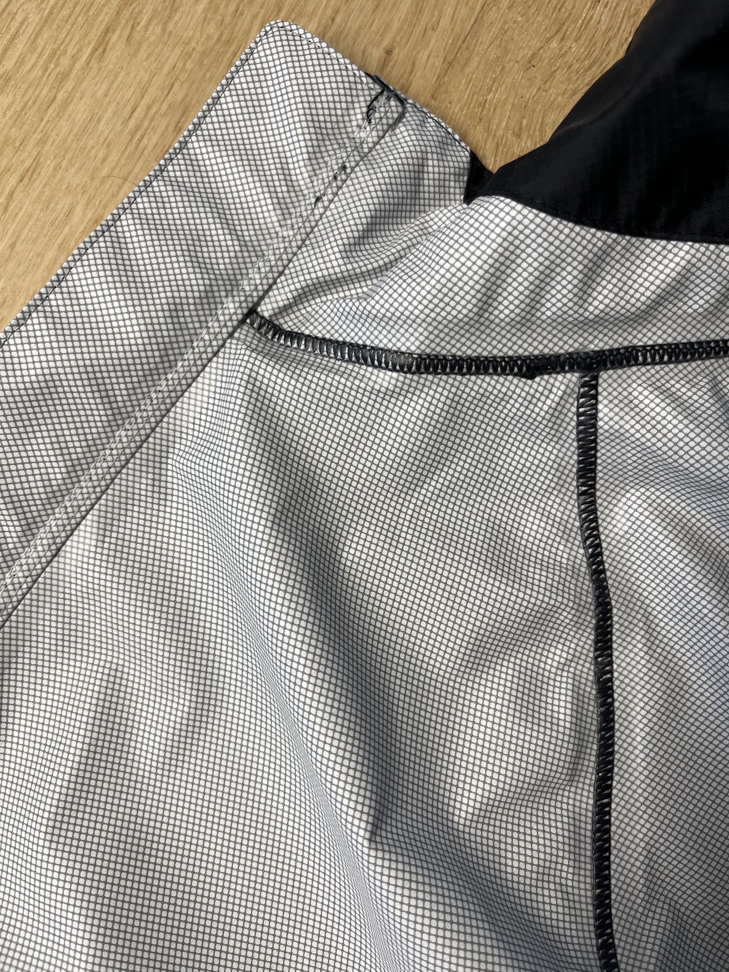 Innenseite mit verklebter Naht