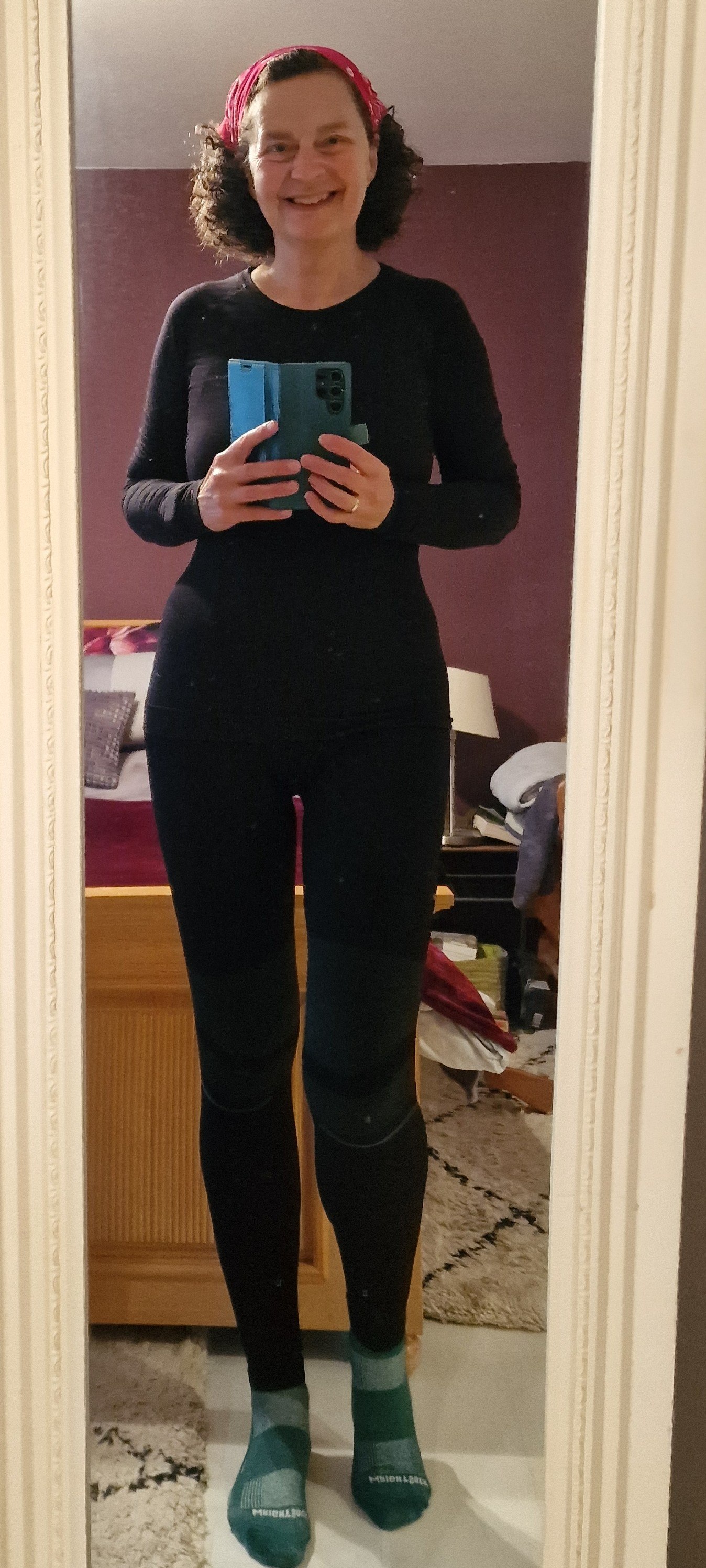 Die perfekte Laufkombination im Herbst Winter;  Das Falke Duo- Laufleggins und Merinoshirt.