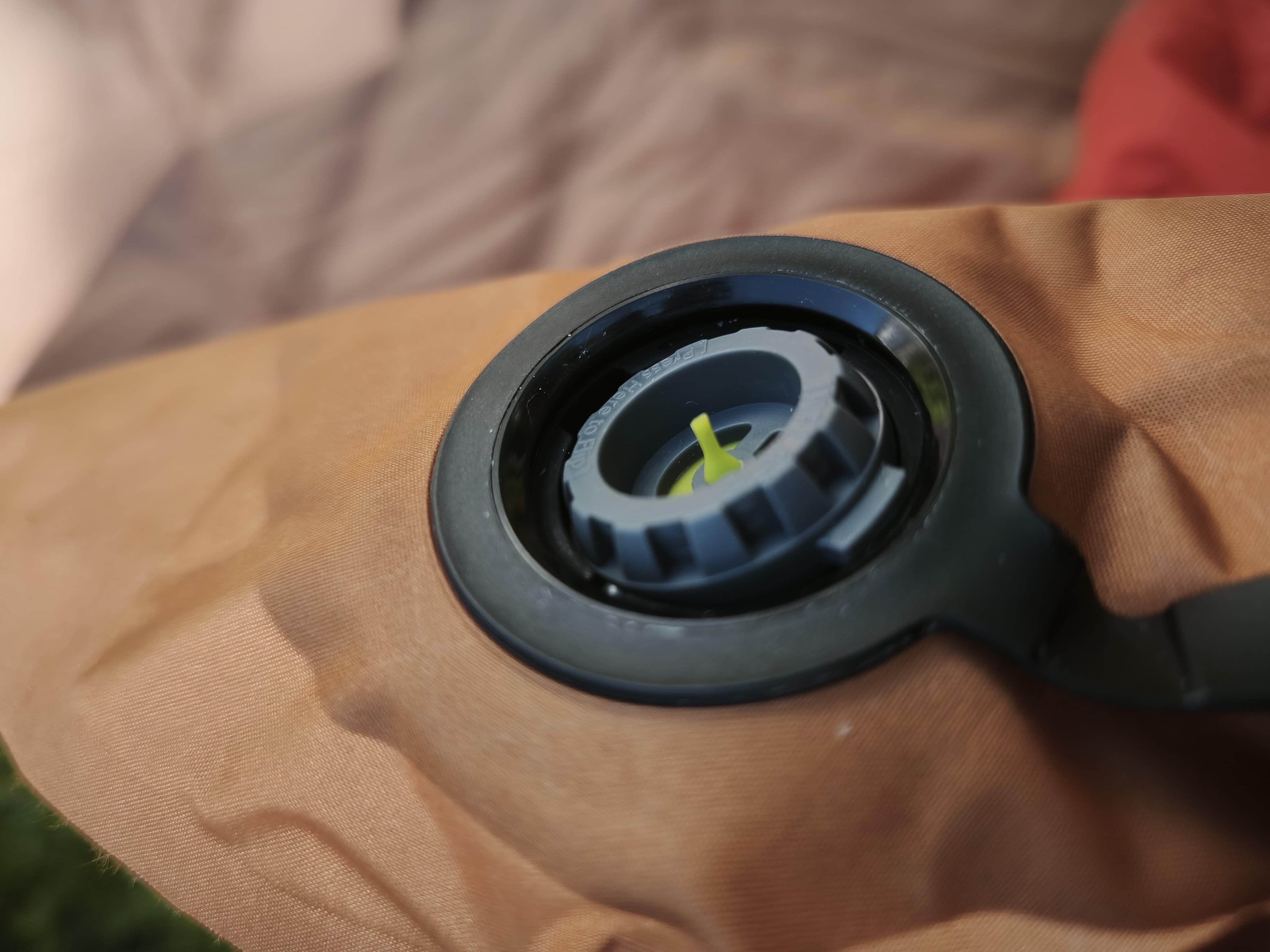 Der OUTSIDEstories-Test: KLYMIT Insulated Static V Lite - 3-Jahreszeiten-Isomatte
