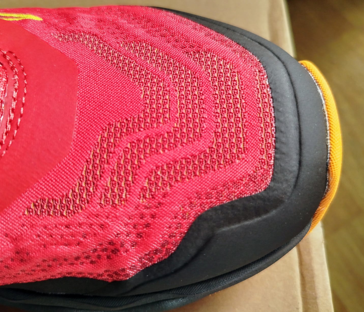 Mizuno Wave Daichi 9 24