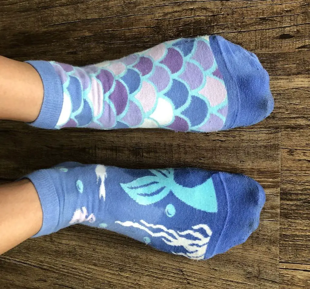 nasse Socken nach den Pfützen