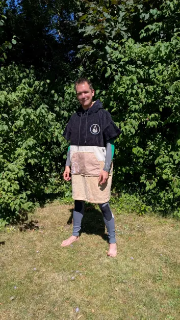 Poncho anziehen 4