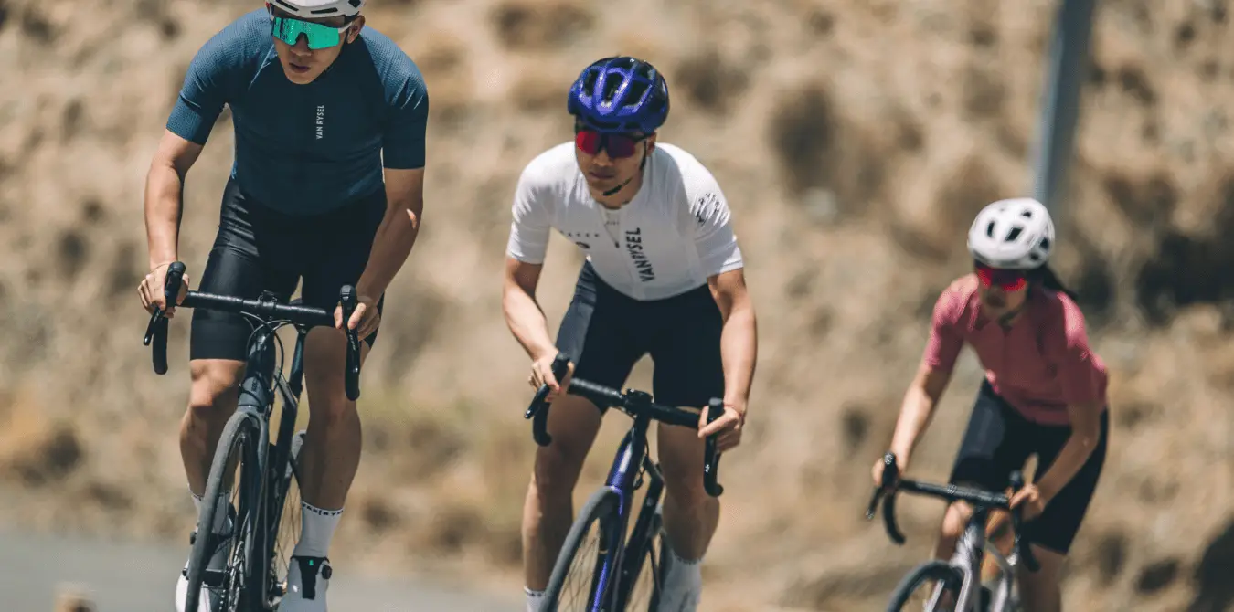 Der kompetente OUTSIDEstories-Ratgeber: Konzeptvergleich Rennrad vs. Gravelbike