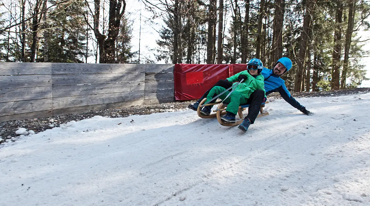 OUTSIDEstories Unterwegs Tipp Rodeln Hocheck (c) Tourist-Information Oberaudorf