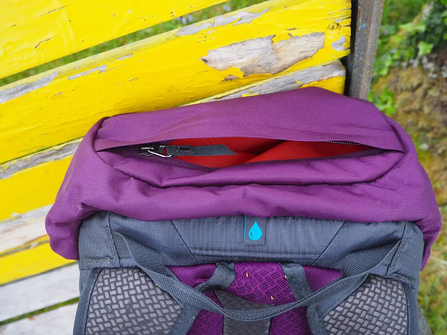 Deckeltasche