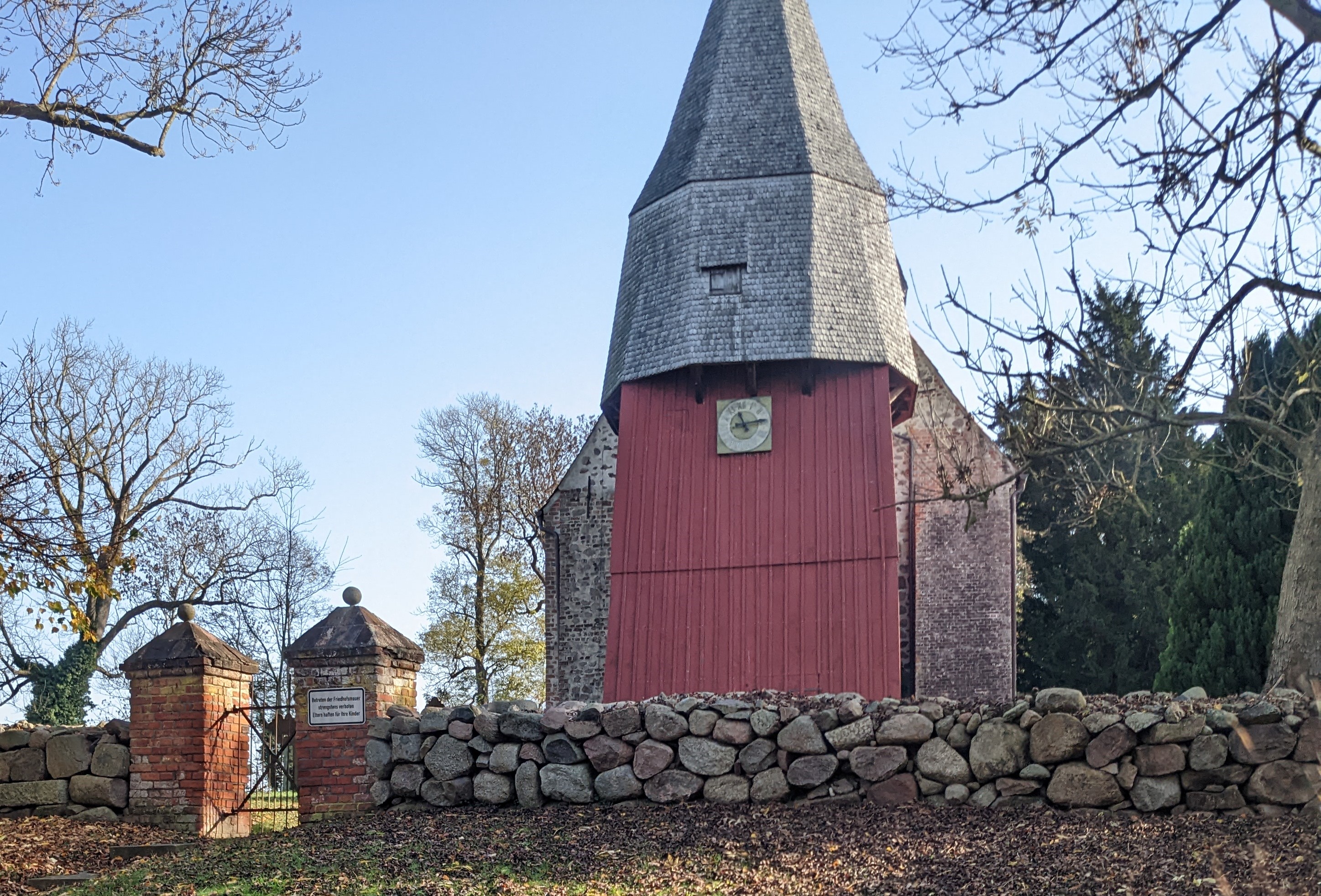 Tribohmer Dorfkirche