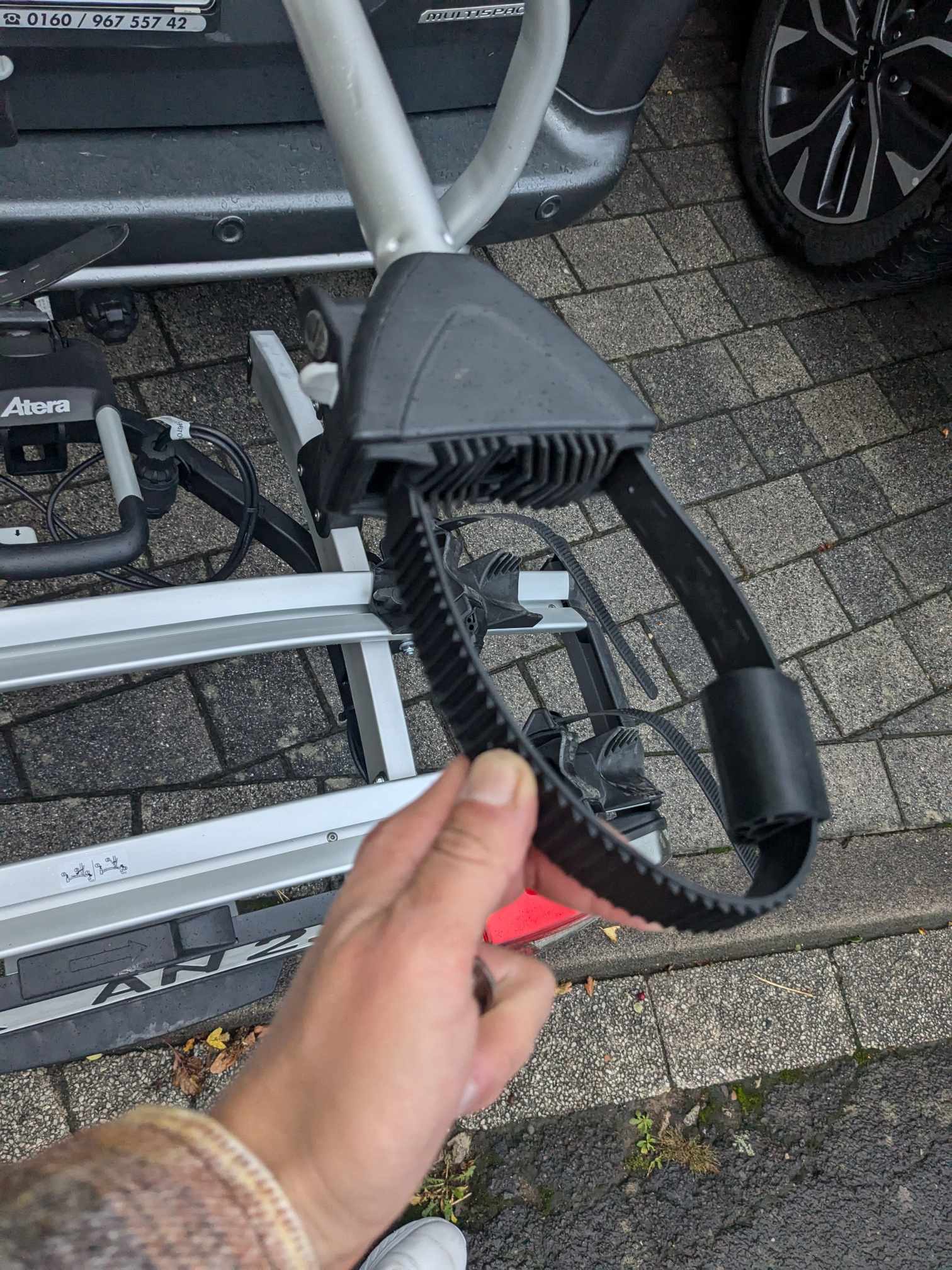 Man sieht die Ratsche 