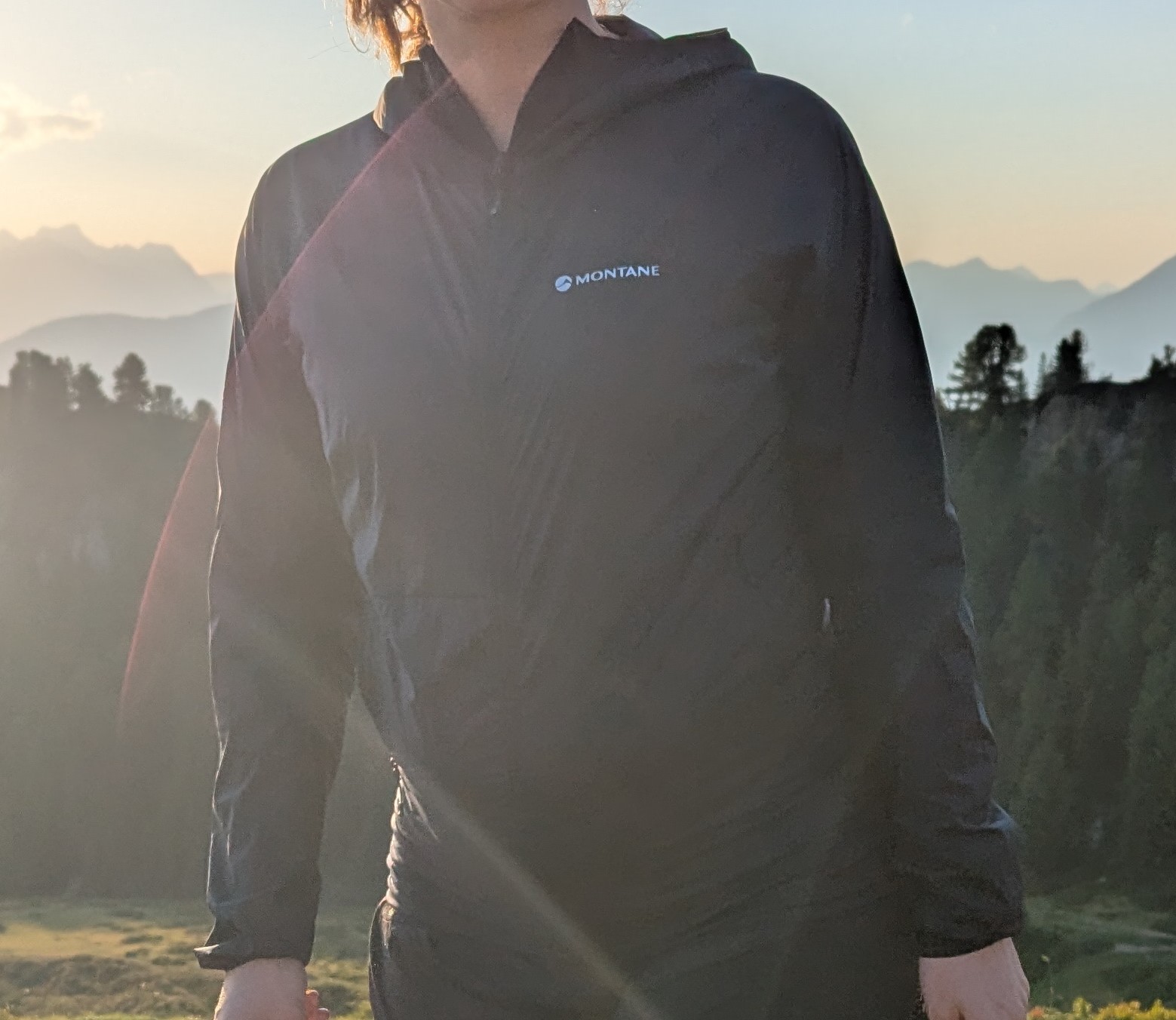 Der kompetente OUTSIDEstories-Test: Die Montane Featherlite Hooded Windproof Jacket