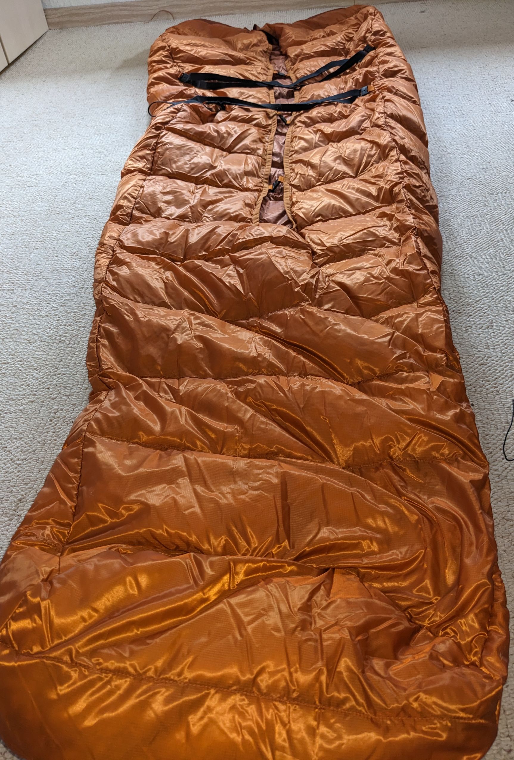 Der kompetente OUTSIDEstories-Test: ROBENS Scoria Quilt UL +6°C - Daunenschlafsack