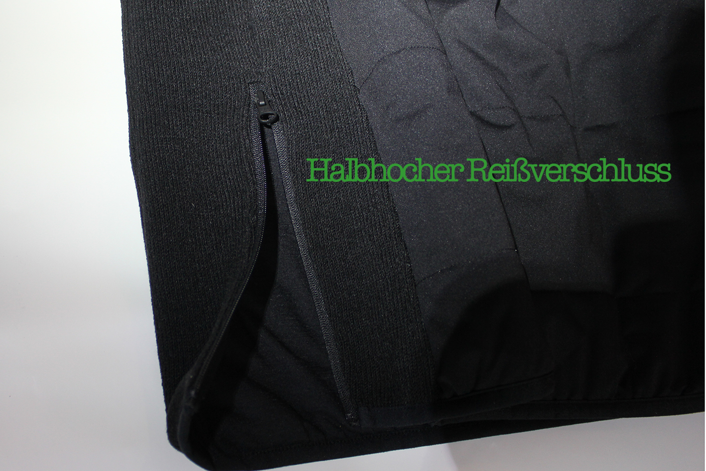 Reißverschluss halbhoch
