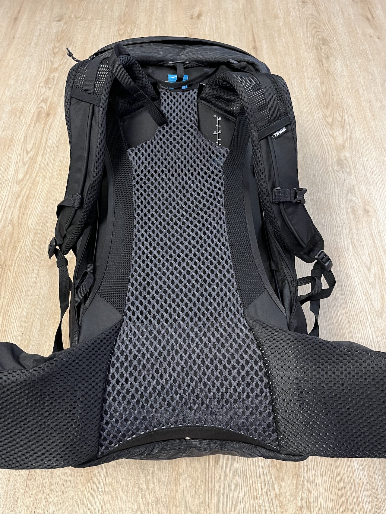 Rückensystem mit S-Form Trägern