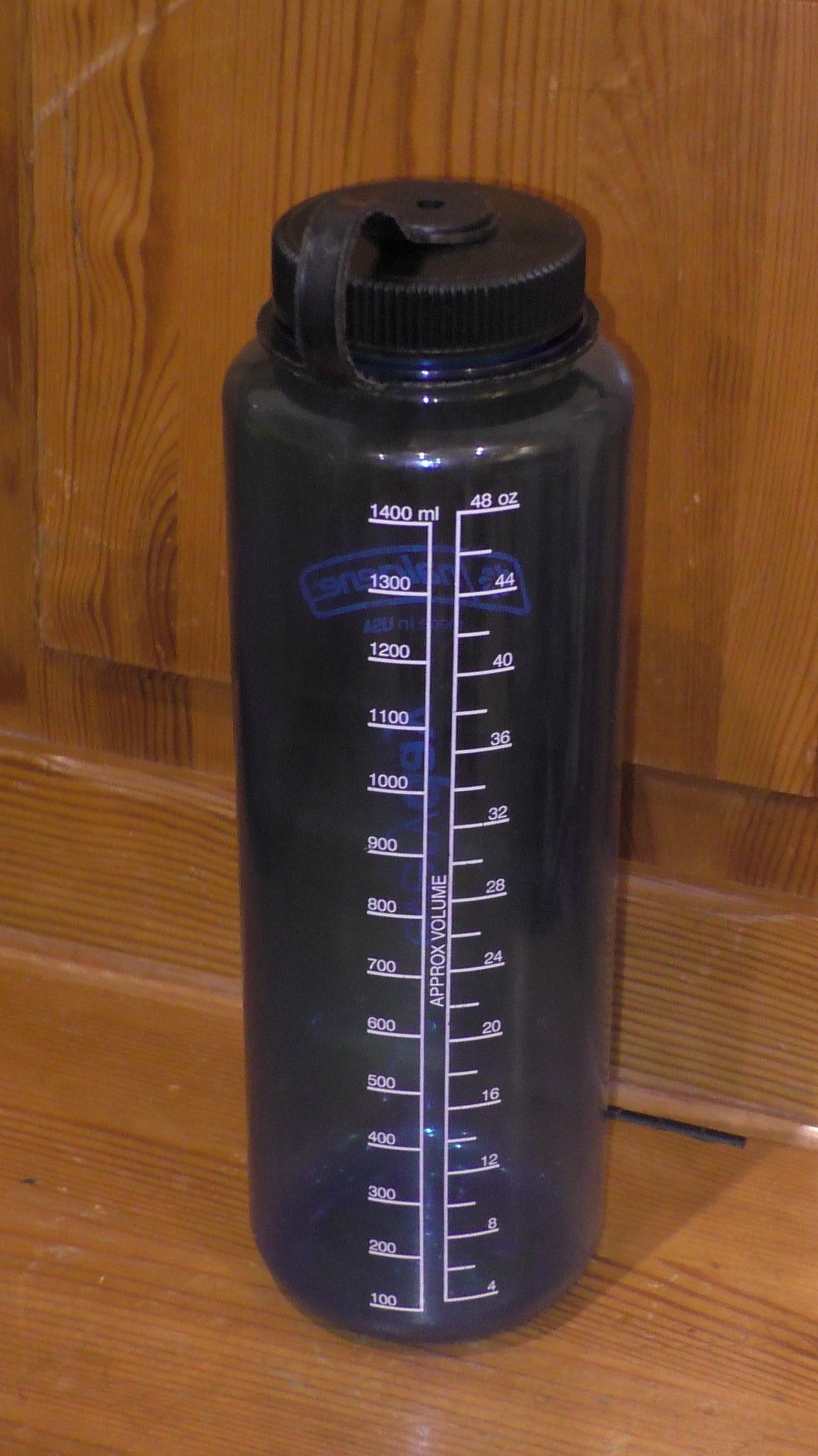 Flasche mit Skala