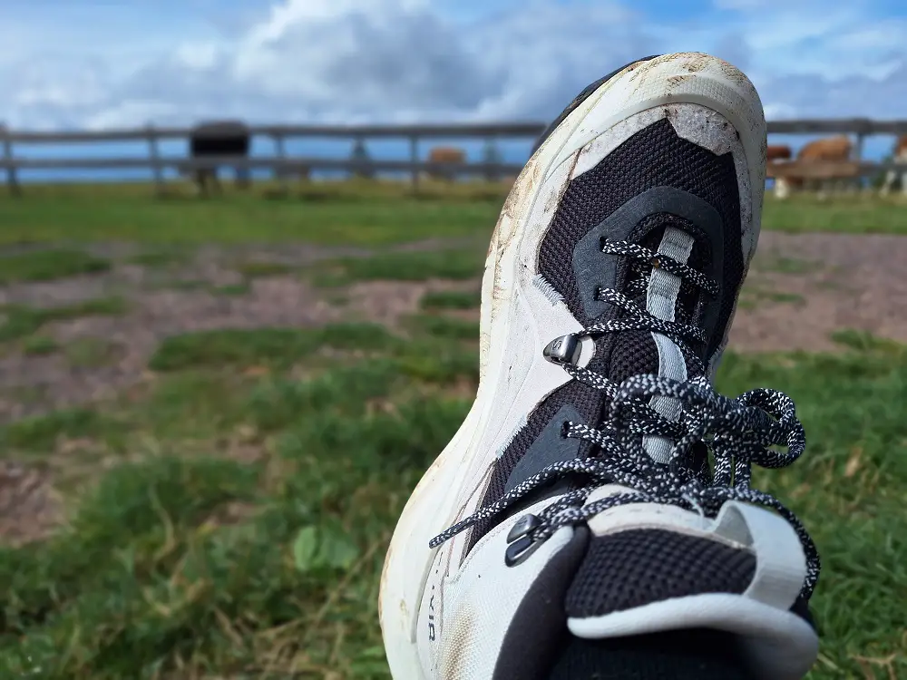 Schuh auf Gipfel
