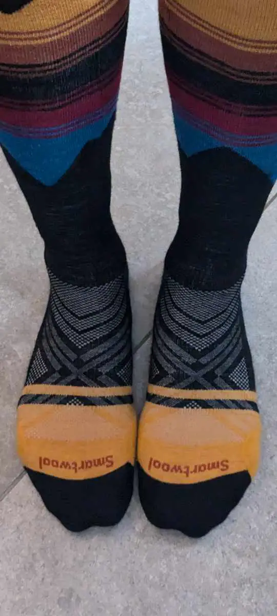 Man sieht den ergonomischen Schnitt 
