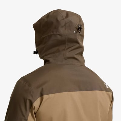 Der kompetente OUTSIDEstories-Test: REVOLUTION RACE Silence Proshell 3L Jacket  – unschlagbare Hardshell fü...