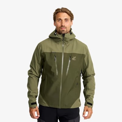 Der kompetente OUTSIDEstories-Test: REVOLUTION RACE Silence Proshell 3L Jacket  – unschlagbare Hardshell fü...
