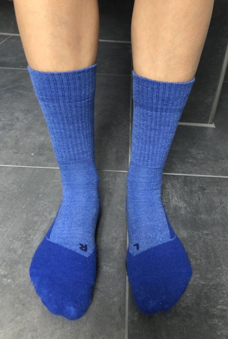 Halbhohe Socken bis zur Wade