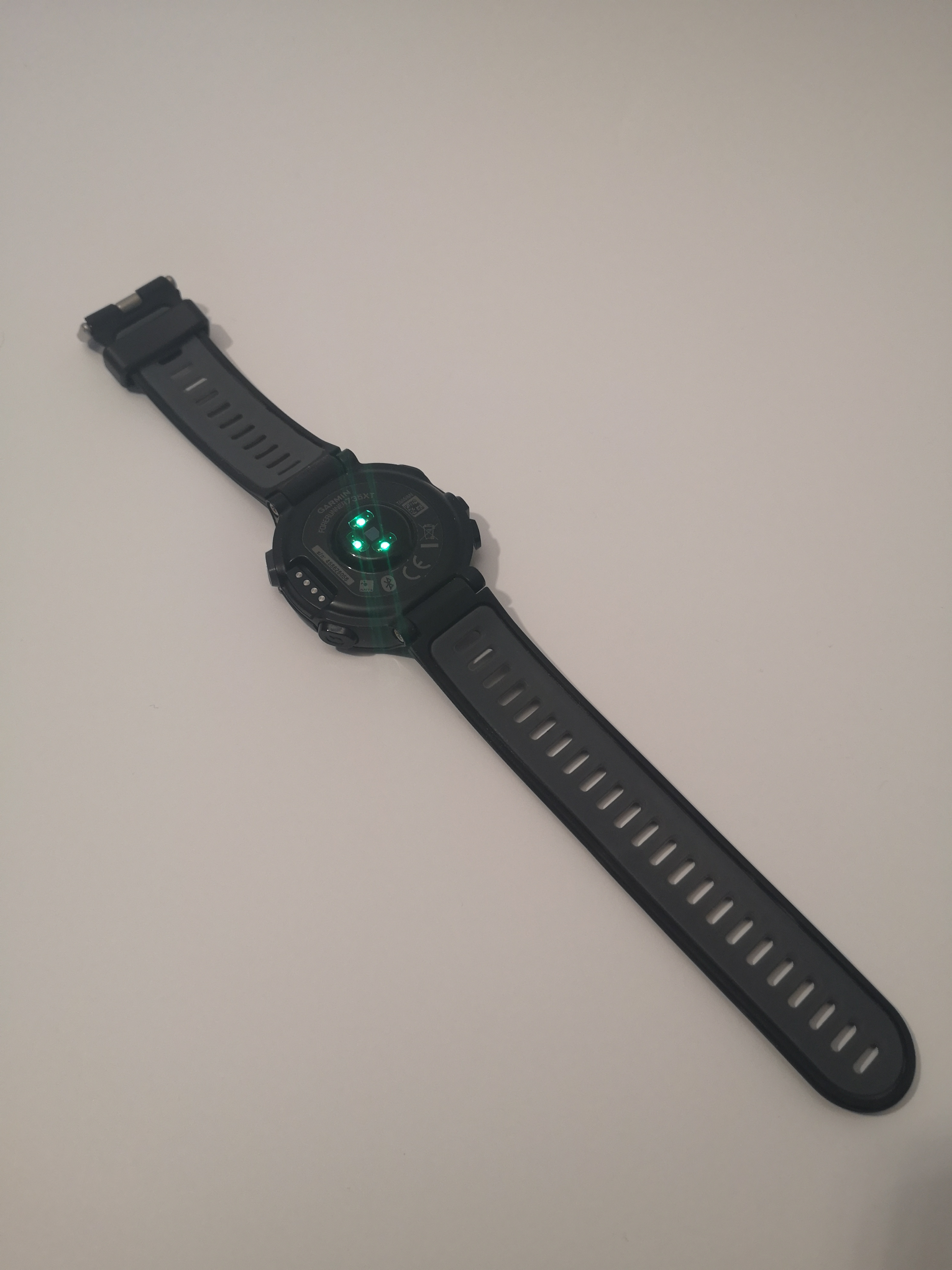 Uhr von hinten