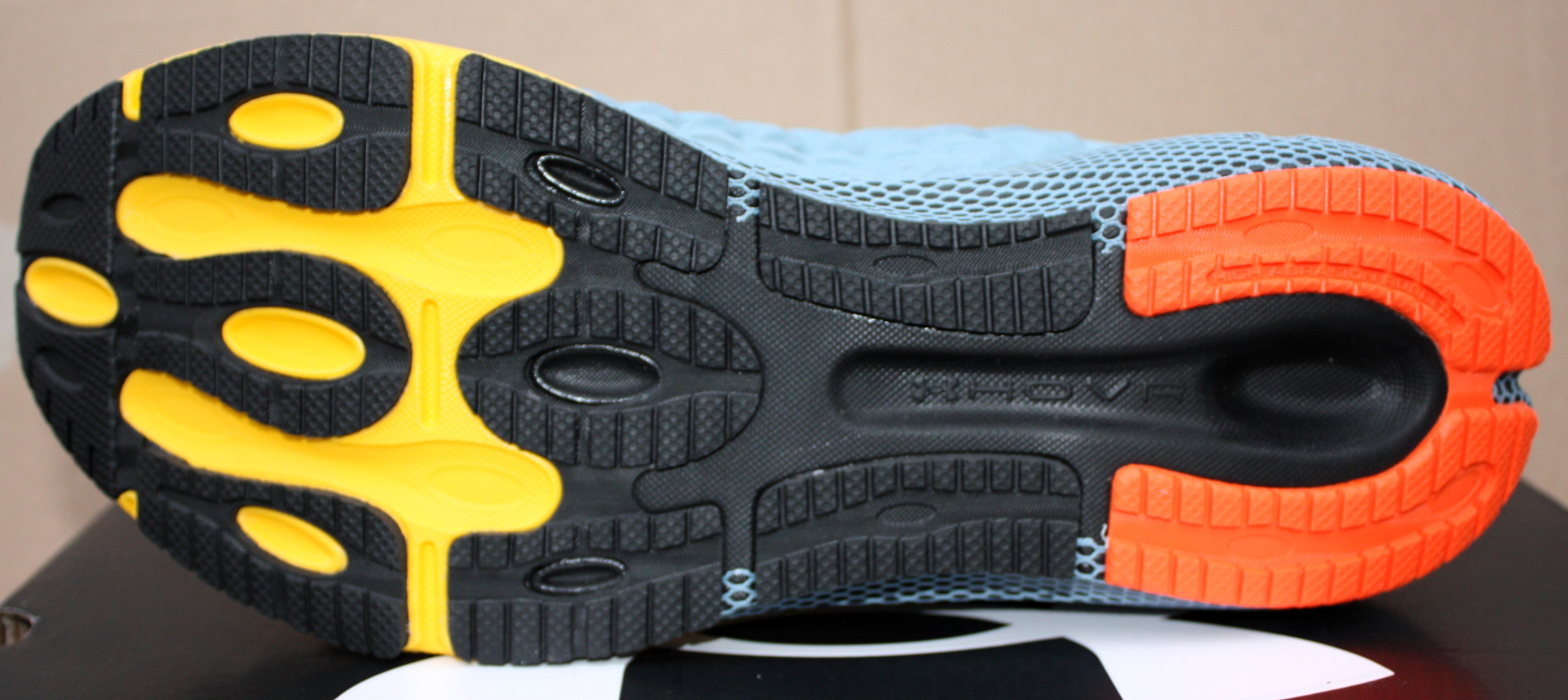 UA HOVR Machina3 Clone 16