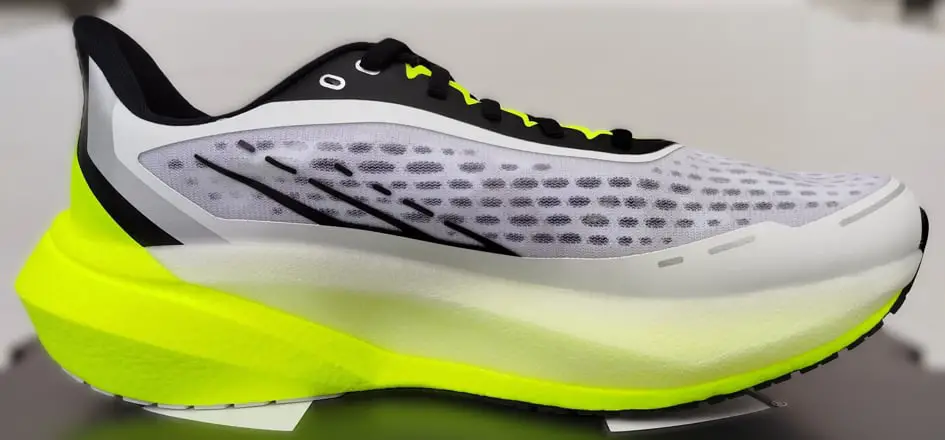 Under Armour Velociti Distance