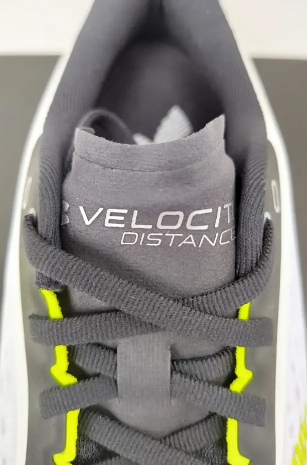 Under Armour Velociti Distance