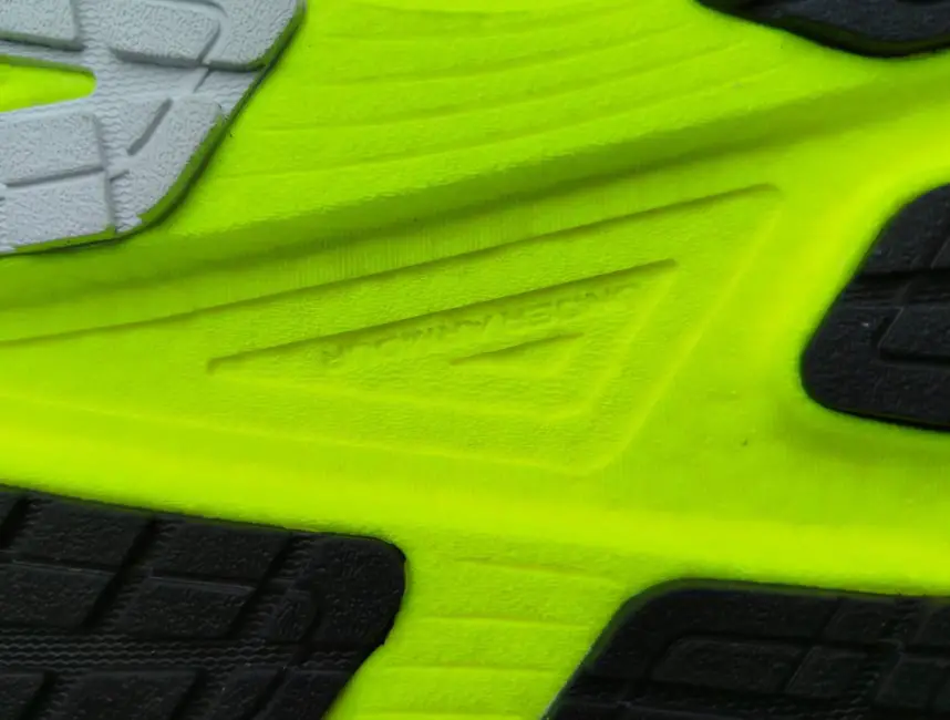 Under Armour Velociti Distance