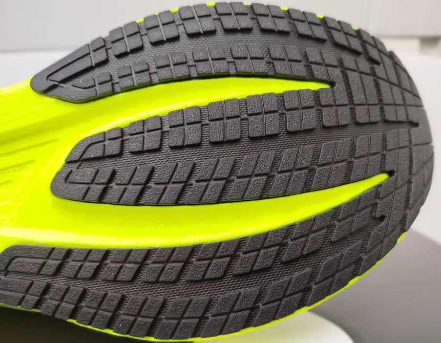 Under Armour Velociti Distance