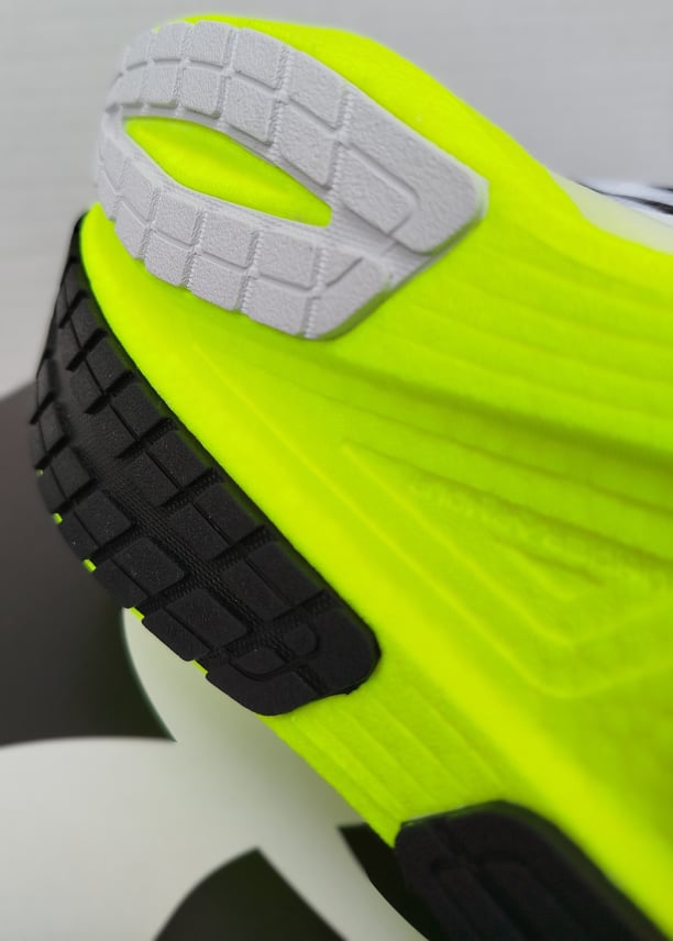Under Armour Velociti Distance