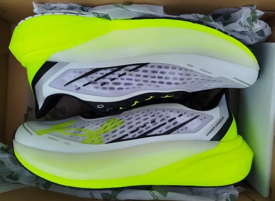 Under Armour Velociti Distance