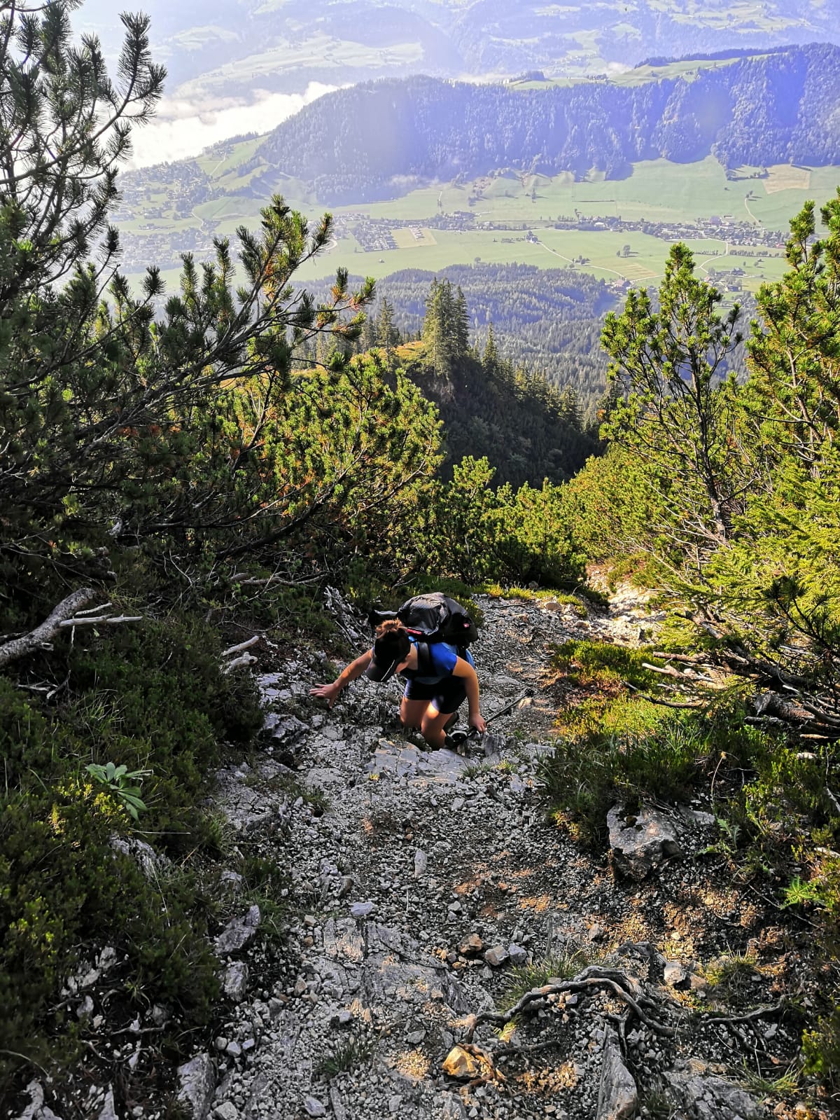 Steiler und brüchiger Aufstieg